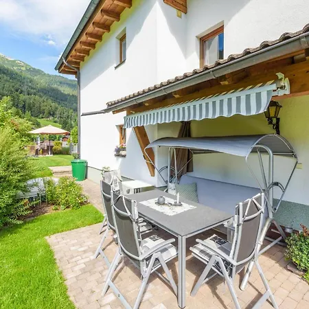 Apartment Moderne Ferienwohnung St,Anton Sankt Anton am Arlberg