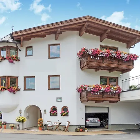 Moderne Ferienwohnung St,Anton Sankt Anton am Arlberg